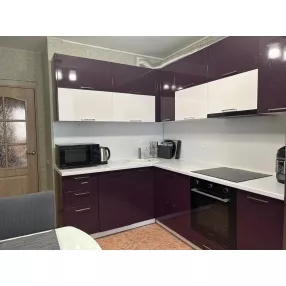 3-х ком..ул. Б.Г. Шаронова.д: 21