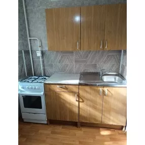 2-к. ул. Комкова 5